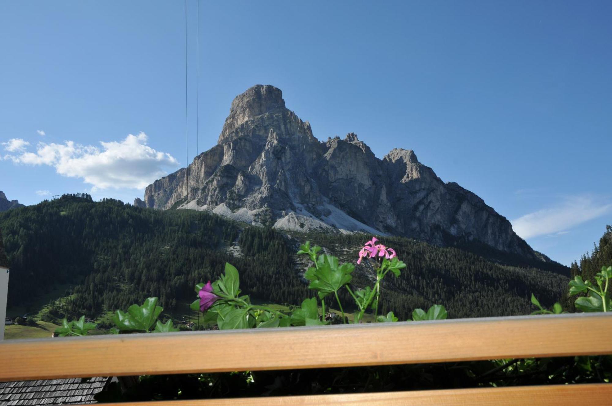 Chalet Madrisa Корвара-ин-Бадия Экстерьер фото
